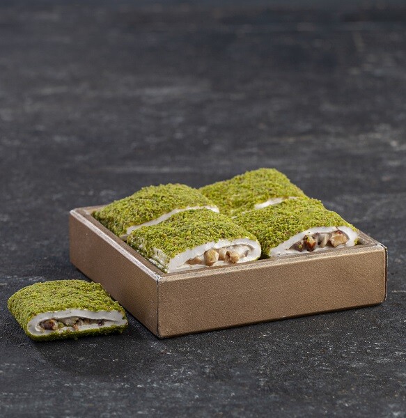 Beyaz Çikolatalı Karışık Çerezli Katlama Lokum - 