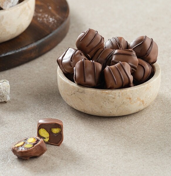 Çikolata Kaplı Çifte Kavrulmuş Antep Fıstıklı Kuş Lokum - 